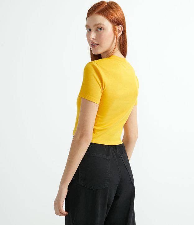 Blusa Cropped Manga Corta Estampa Riverdale Amarillo 2
