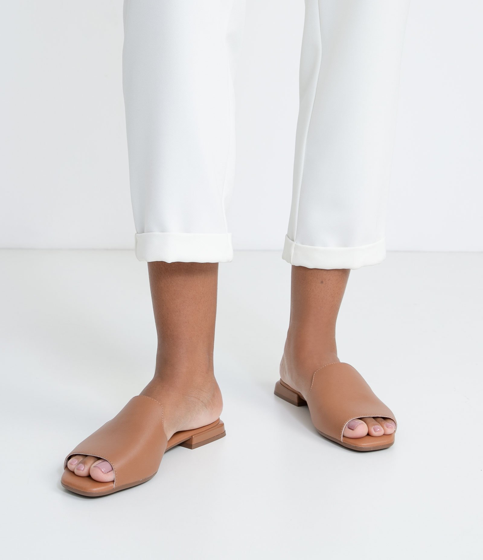 Sandália Rasteira Tira Única Larga Beira Rio 2