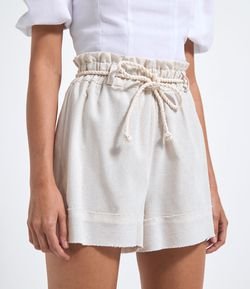 Short Clochard em Linho com Cinto Corda