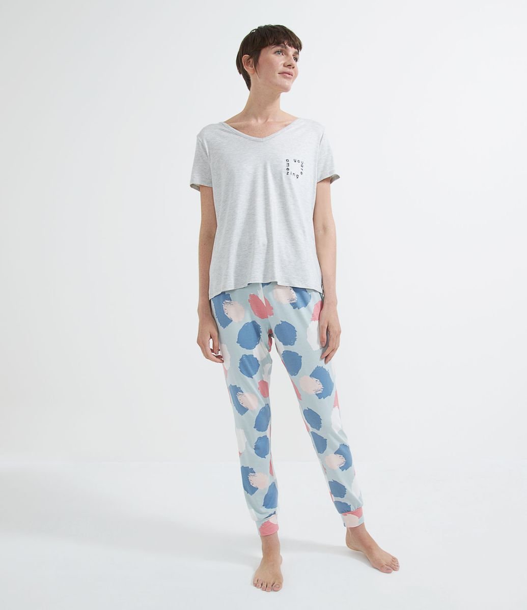 Pijama Blusa Manga Curta e Calça em Viscolycra Estampado Menor preço em Pijama Blusa Manga Curta e Calça em Viscolycra Estampado