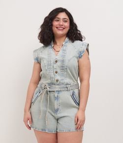 Macacão Curto em Jeans Delavê com Pregas Curve & Plus Size