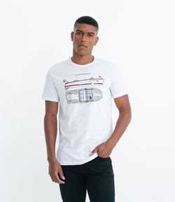 Camiseta Manga Curta Comfort com Estampa Barco