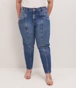 Calça Mom Jeans com Detalhe de Pregas Curve & Plus Size