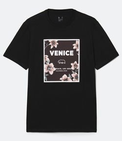 Camiseta com Estampa Floral