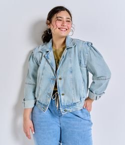 Jaqueta Cropped em Jeans Delavê Curve & Plus Size
