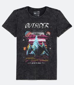 Blusa T-shirt Diferenciada em Algodão com Estampa e Escrita Outsider