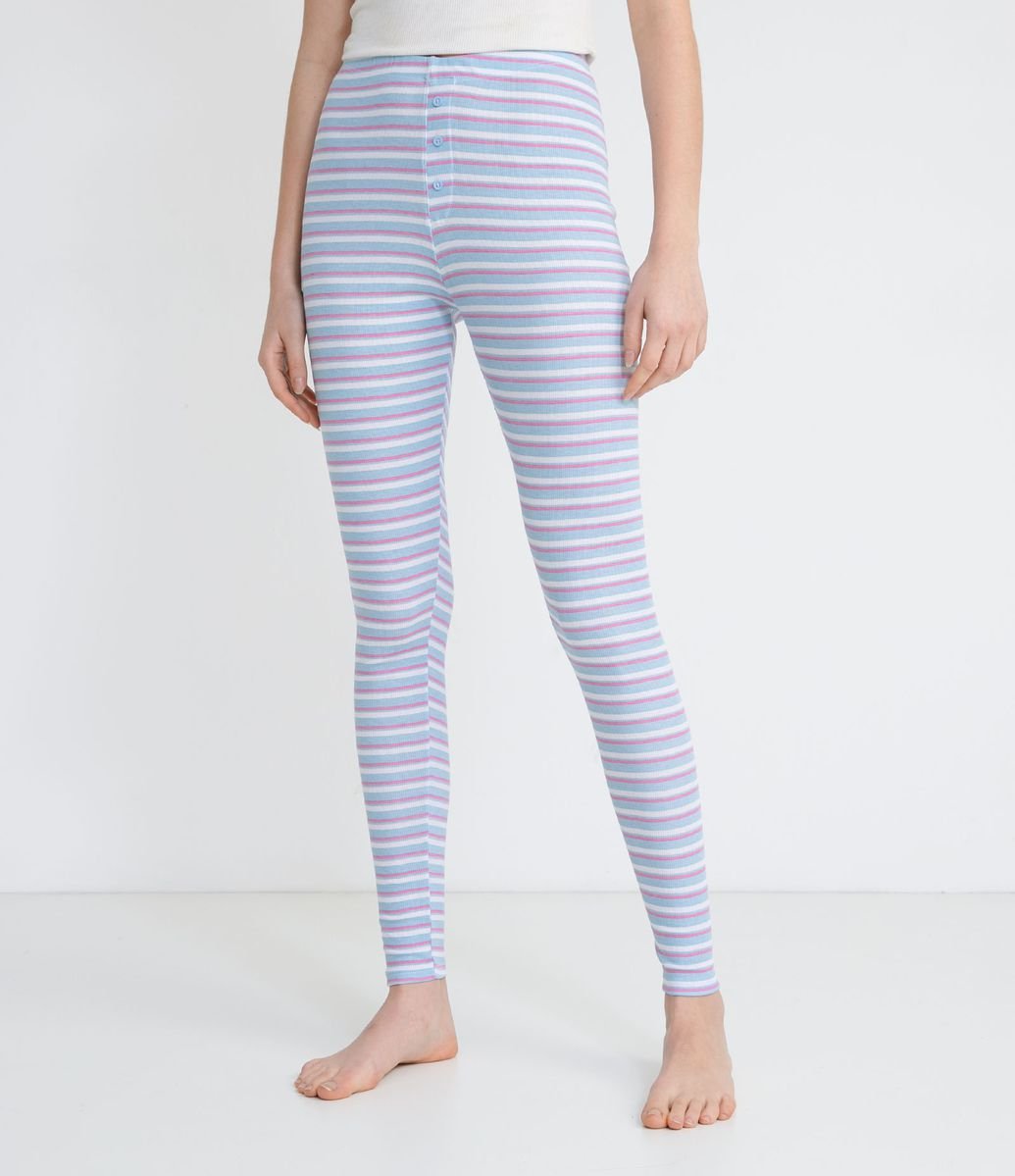 Calça de Pijama em Ribana Estampa Listras com Botões é ruim? Calça de Pijama em Ribana Estampa Listras com Botões é boa?