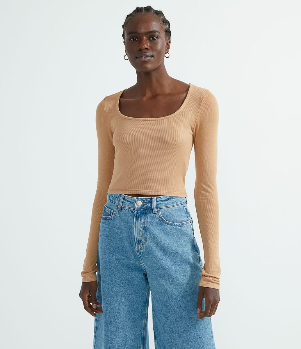 Blusa Cropped Básica em Ribana com Manga Longa Marrom