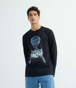 Camiseta Manga Longa Estampa Alien com Efeito no Escuro