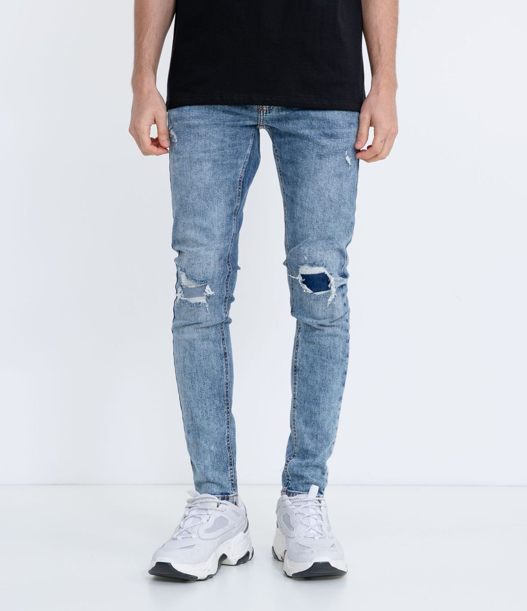 Calça Jeans Super Skinny com Rasgos no Joelho  é boa?