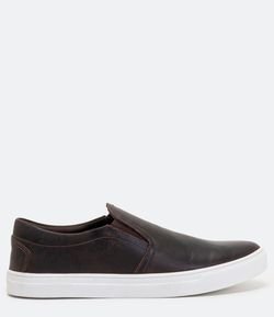 Tênis Slip On em Couro