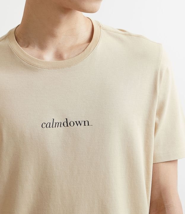Camiseta manga Curta em Algodão Peruano Estampa "Calm Down" 3