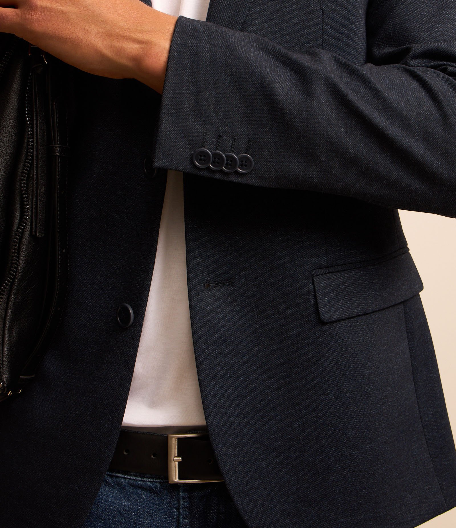 Paletó Super Slim Performance com Bolsos Azul Escuro 3