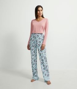 Pijama Blusa Manga Longa e Calça com Estampa Floral em Viscolycra