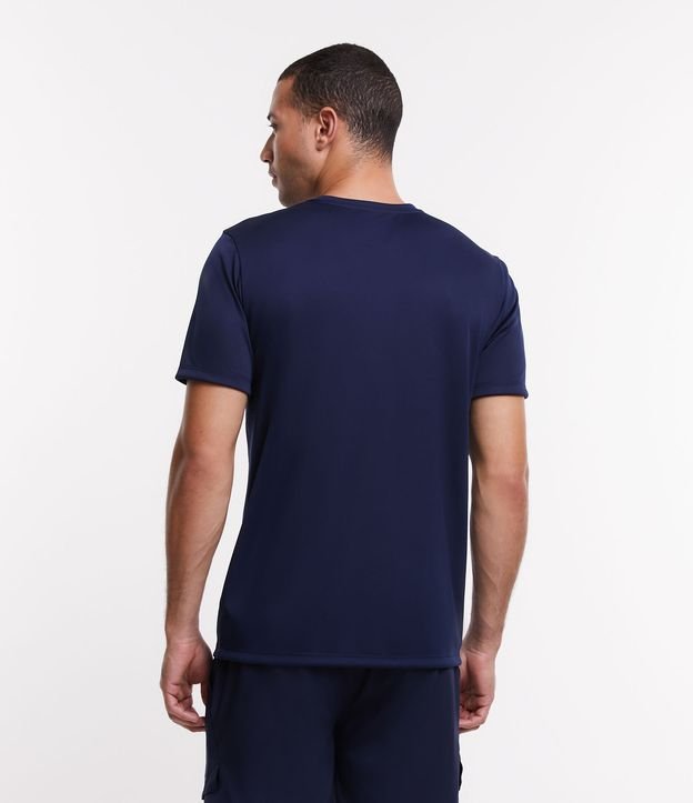 Camiseta Esportiva com Estampa Degradê e Proteção UV Azul 3