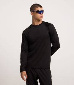 Camiseta Térmica Esportiva com Cava Raglan e Manga Longa