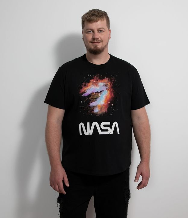 Camiseta Manga Curta em Algodão Estampa NASA Galáxia