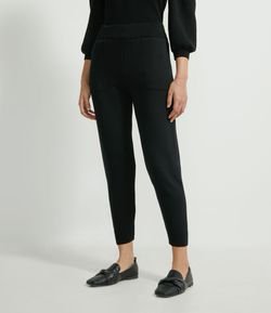 Calça Jogger em Tricô com Cós Largo e Bolsos Frontais
