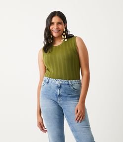 Blusa em Tricô Canelado com Decote Redondo