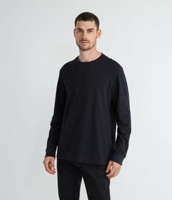 Camiseta Regular em Algodão Texturizado com Manga Longa