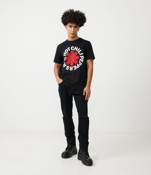 Camiseta Regular em Meia Malha com Estampa Red Hot Chili Peppers Preto 5