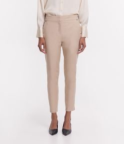 Calça Cigarrete em Algodão com Bolsos