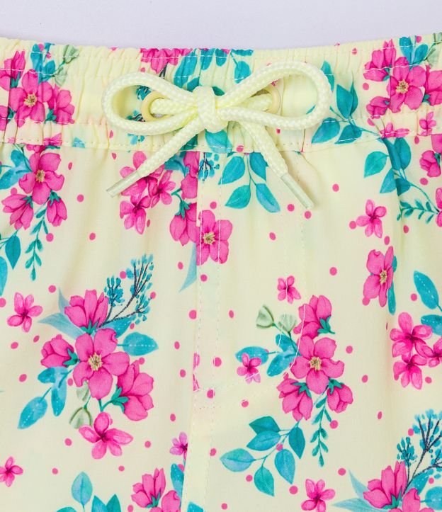 Short Infantil en Microfibra Estampa de Flores - Talle 1 a 5 años Amarillo 3