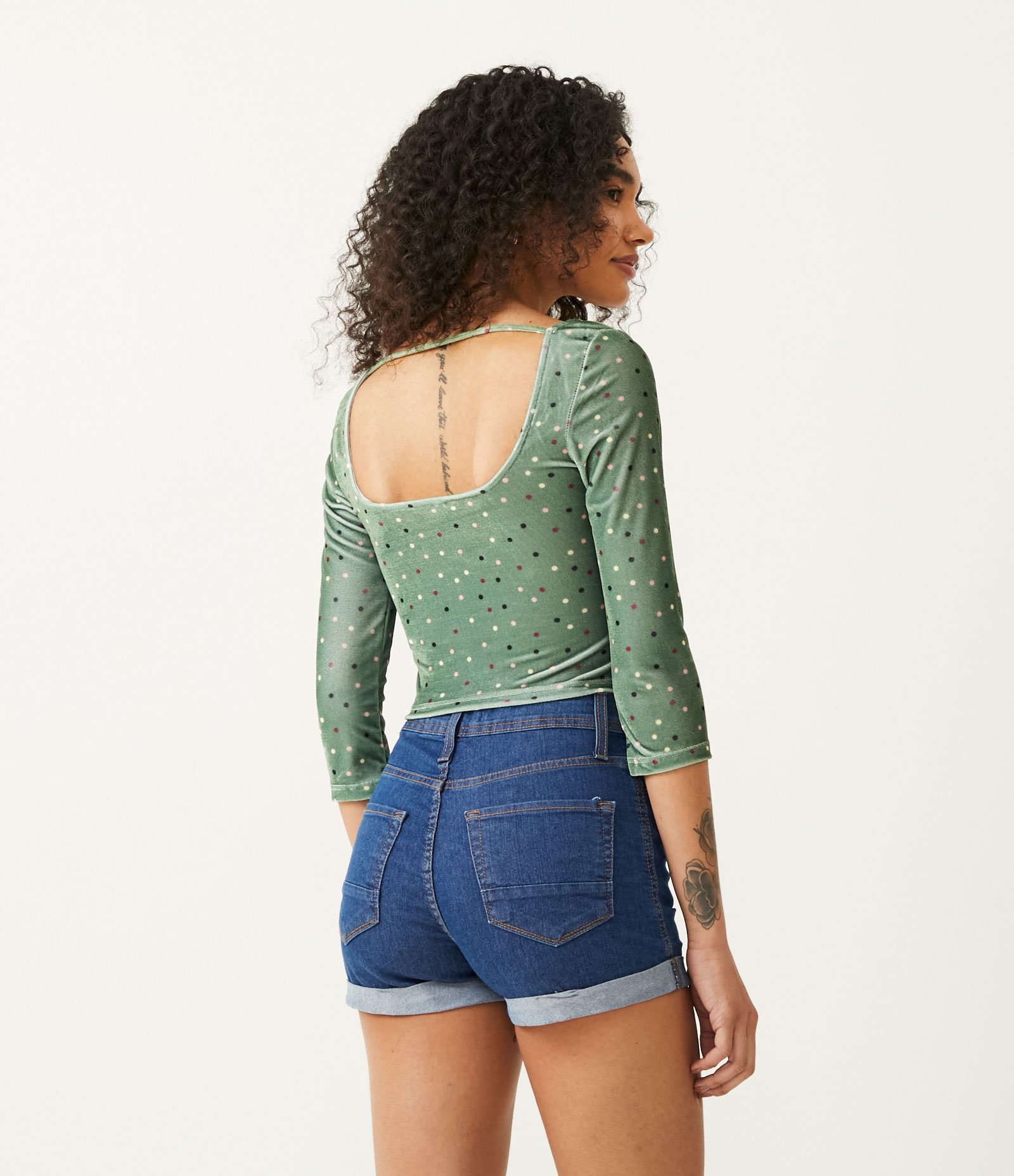 Blusa em Veludo com Estampa Poá Decote Quadrado e Manga 3/4 Verde 3