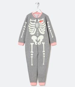 Pijama Macacão Infantil em Moletinho Estampa de Esqueleto Brilha no Escuro - Tam 4 a 10 anos