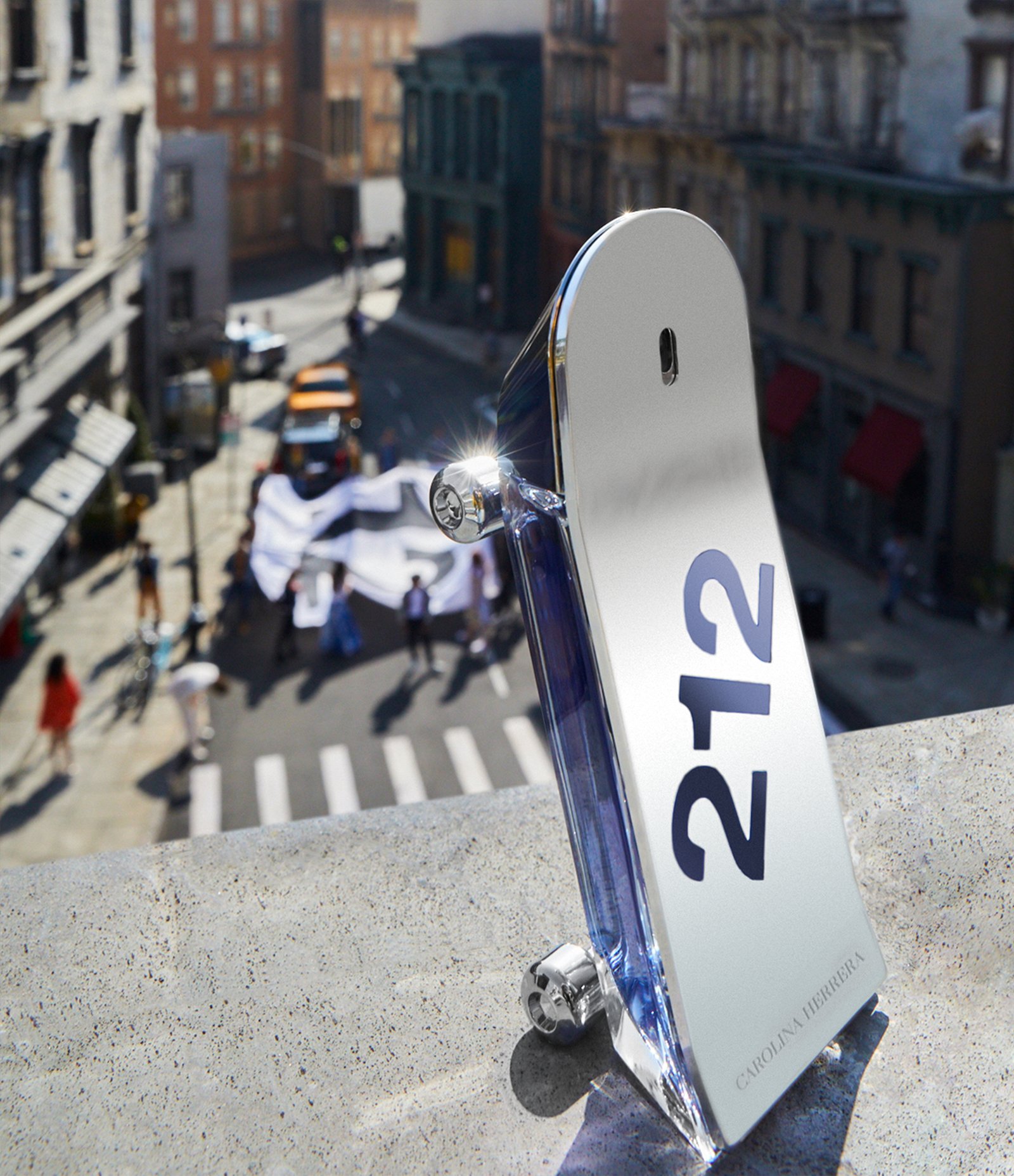 Perfume Masculino Carolina Herrera 212 Heroes Eau de Toilette 50ml 6