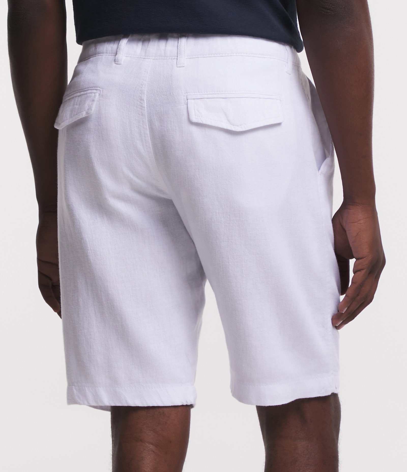 Bermuda Slim Texturizada em Linho com Algodão Branco 3