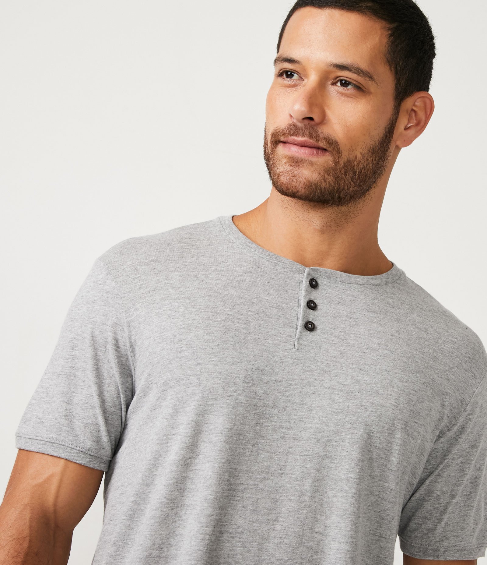 Camiseta de Pijama em Meia Malha com Gola Portuguesa Cinza 3
