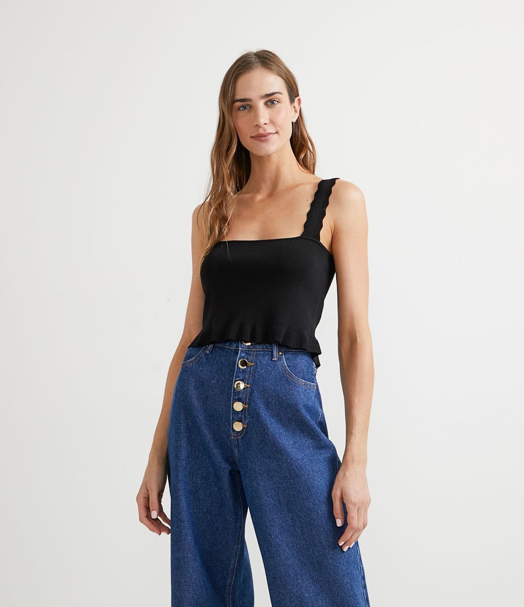 Blusa Cropped em Tricô com Alça Larga Sem Estampa Menor preço em Blusa Cropped em Tricô com Alça Larga Sem Estampa