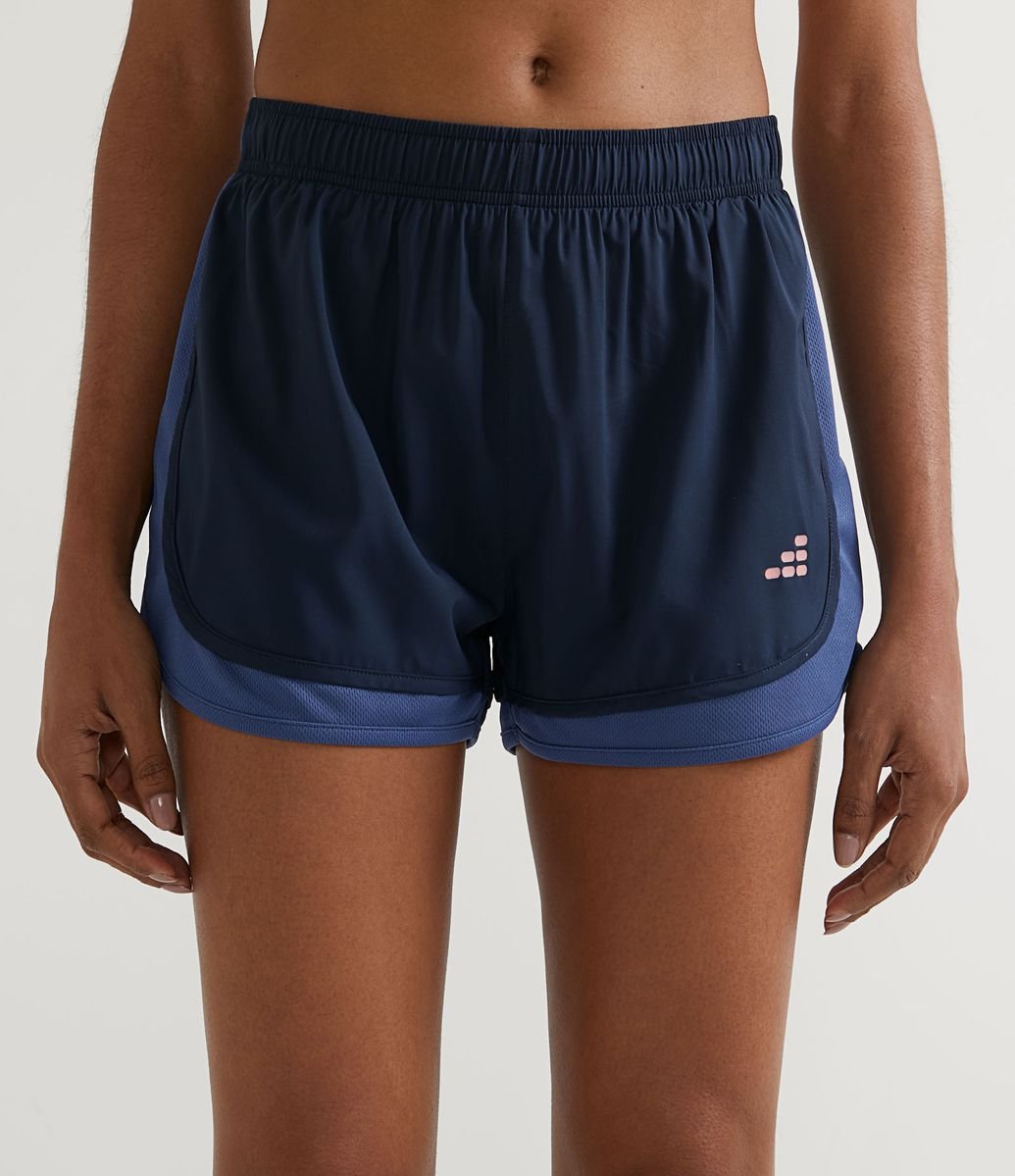 short runner tela