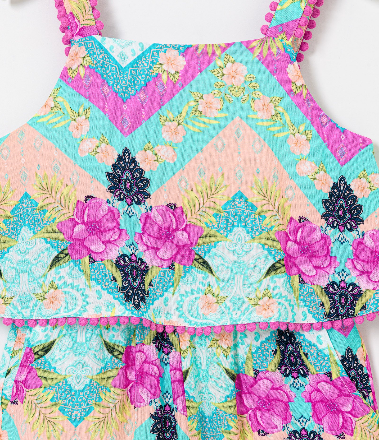 Macacão Infantil Estampada com Pompom - Tam 5 a 14 anos Verde 3