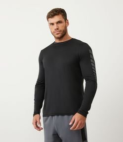 Camiseta Esportiva com Proteção UV50