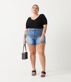 Short Mom Jeans Básico Curve & Plus Size