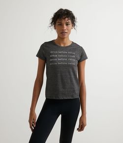 Camiseta Esportiva em Polycotton com Estampa Escrita Detox Before Retox
