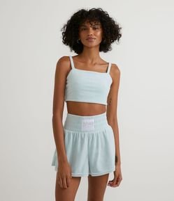 Blusa Regata Cropped com Decote Reto e Alça Fina