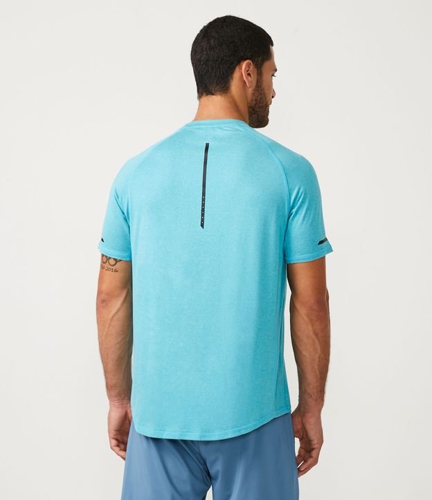 Camiseta Esportiva com Detalhes Contrastantes e Manga Curta Azul Médio 3