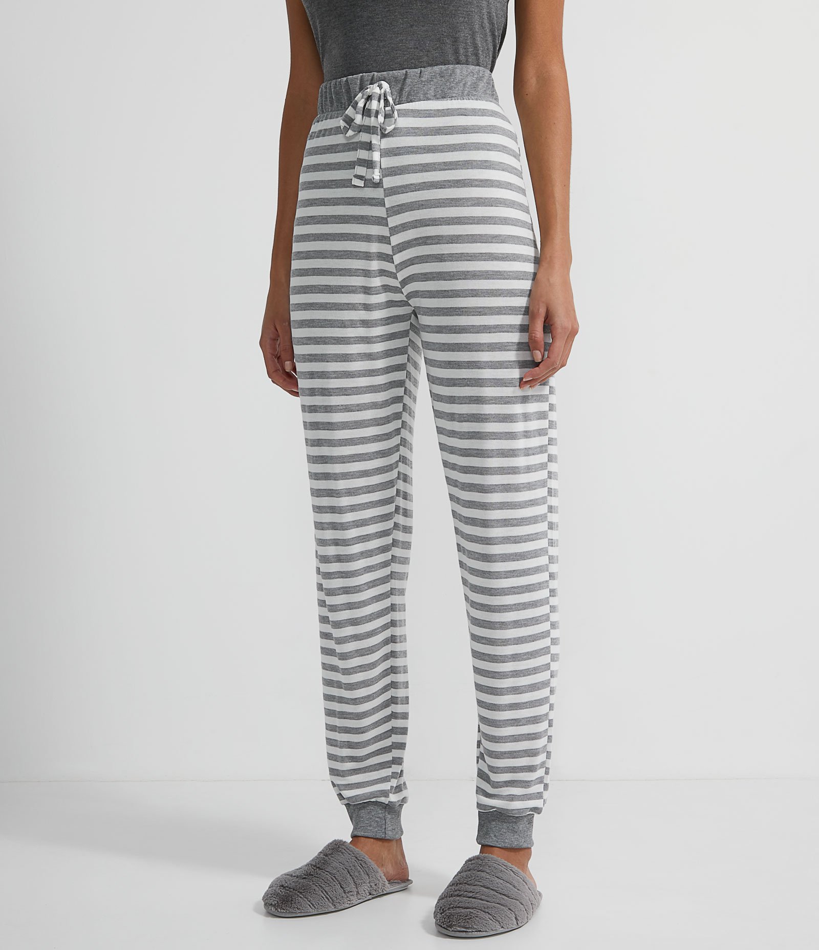 Calça de Pijama em Viscolycra Listrada Cinza Claro 1