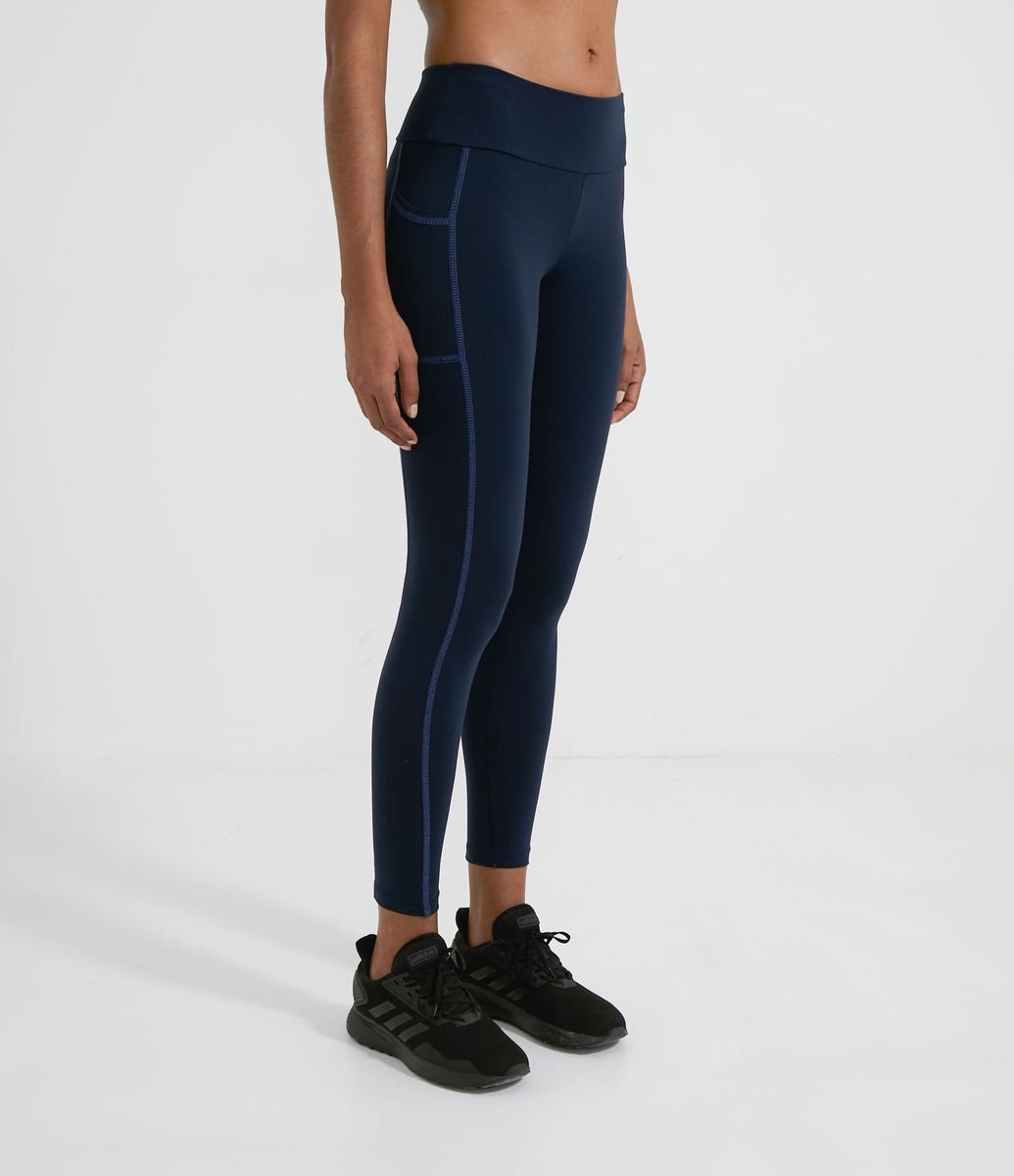 Calça Legging Esportiva em Poliamida com Bolsos Funcionais Menor preço em Calça Legging Esportiva em Poliamida com Bolsos Funcionais