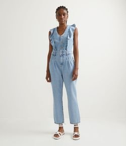 Macacão Longo Jeans com Babados e Pregas Frontais