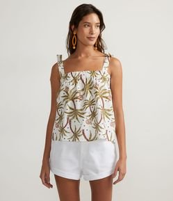 Blusa Regata Curta em Viscolinho com Estampa de Coqueiros e Macaquinhos