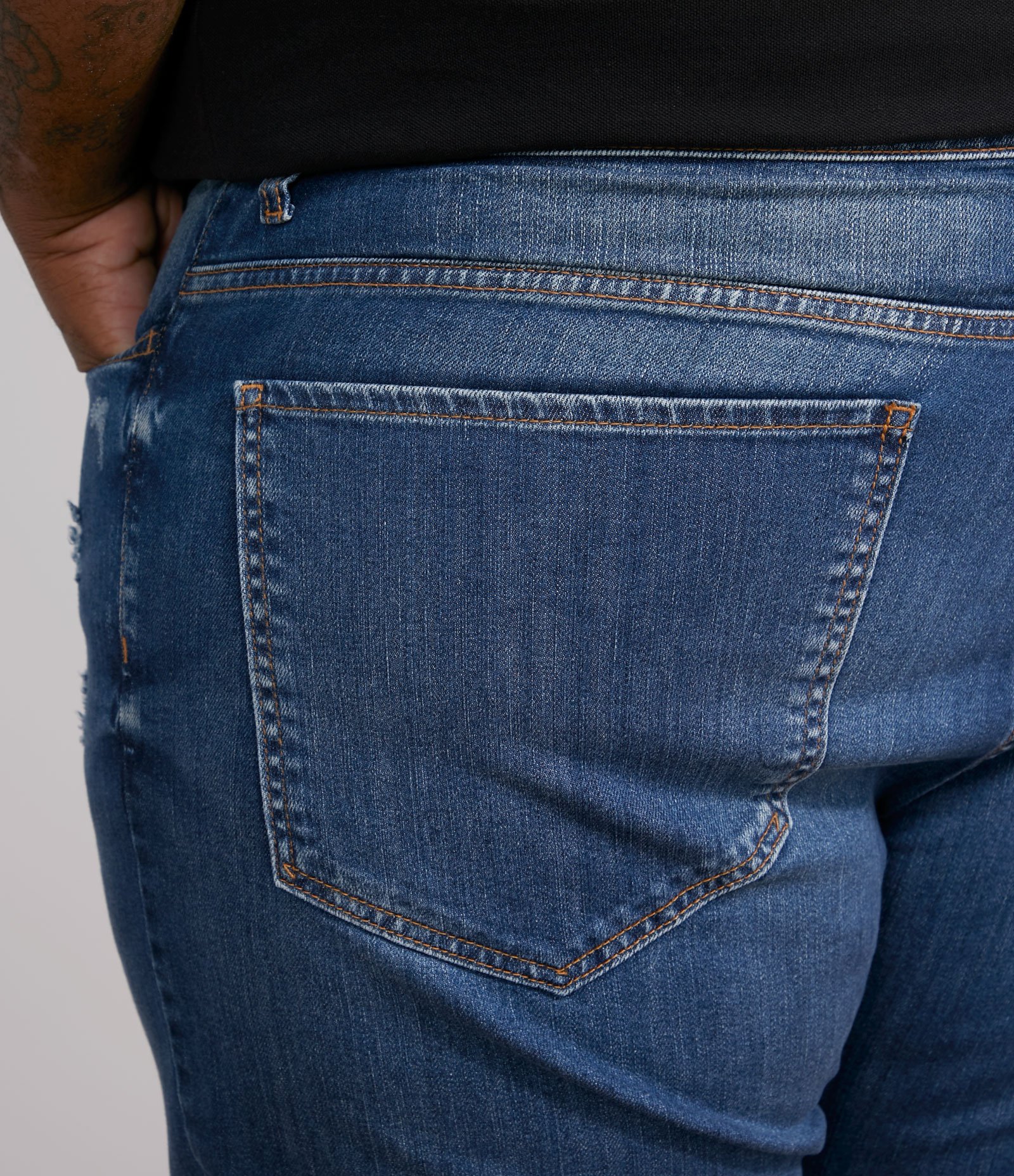 Calca Jeans Slim com Puídos - Plus Size Azul 5