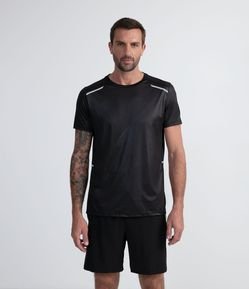 Camiseta Esportiva Manga Curta com Estampa Heatprint com Detalhes Refletivos