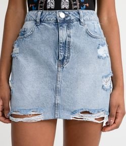 Saia Curta em Jeans Marmorizado com Puídos e Barra a Fio