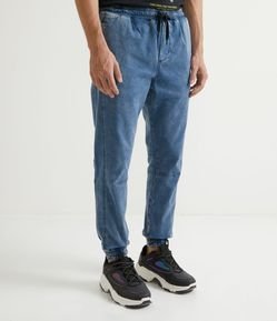 Calça Slim Jogger em Sarja Com Recortes nos Joelhos