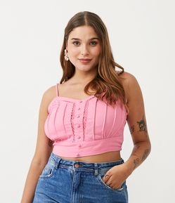Blusa Cropped de Alcinhas em Viscolinho com Entremeios e Botões Forrados