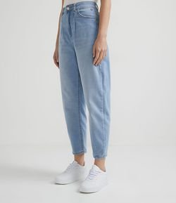 Calça Baggy em Jeans Moletom Delavê Comfy